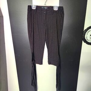 Black and Red Stripe Capris